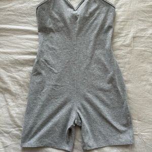 Alo yoga alo soft suns out onsie